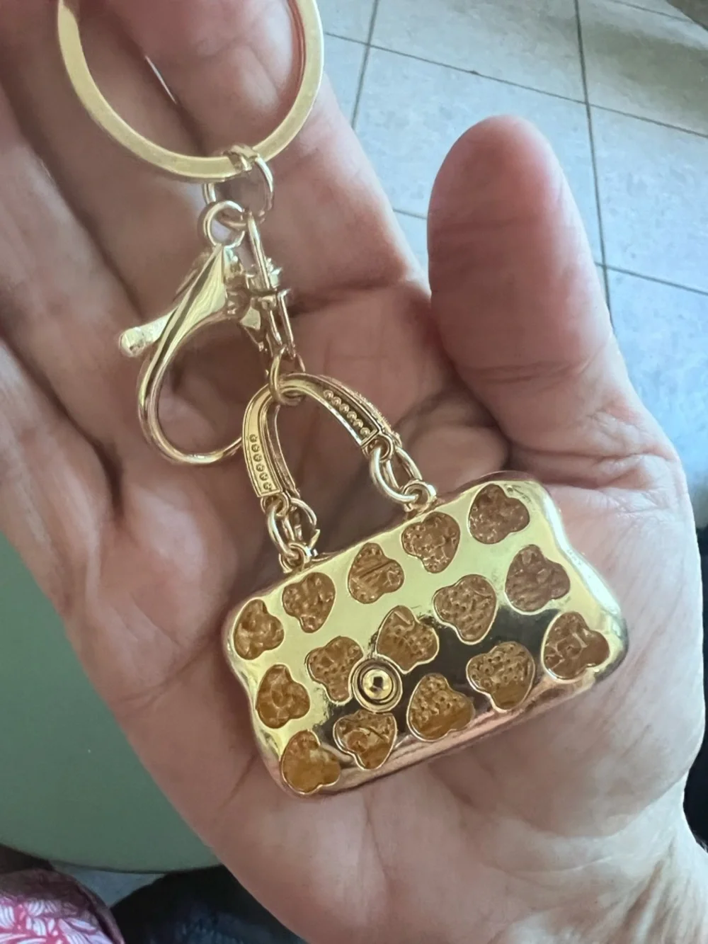 Keychain Bag Charm New Green Swirl Crystals Gold Tone